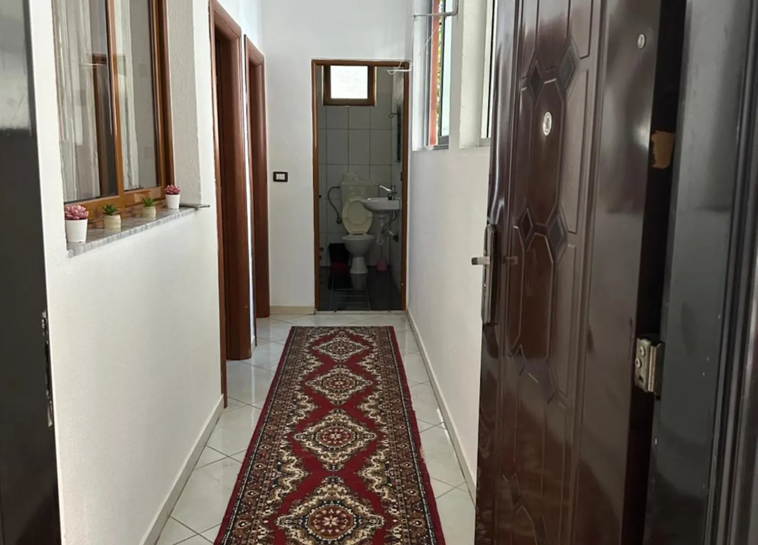 Holidays Apartament Pogradec Tushemisht Apartamento